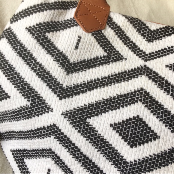 Genuine Leather Tribe Alive Bag - Picture 7 of 7